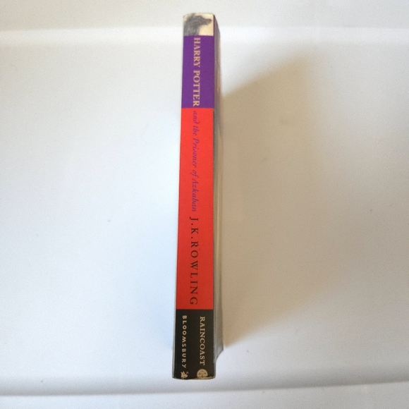 Harry Potter and the Prisoner of Azkaban Paper Back Book - Picture 2 of 7